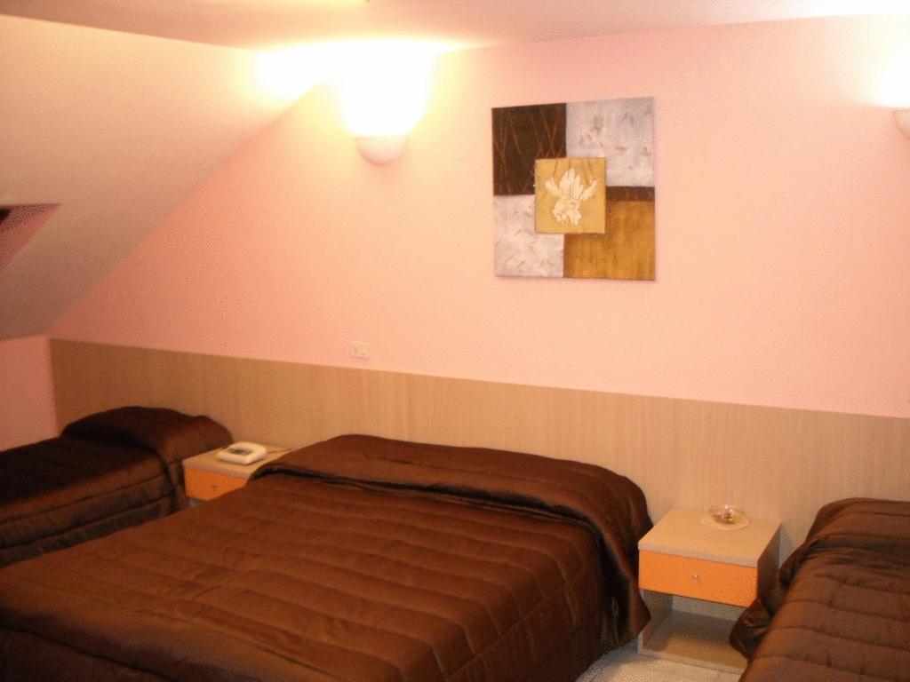 Hotel New Baby Caserta Exteriér fotografie